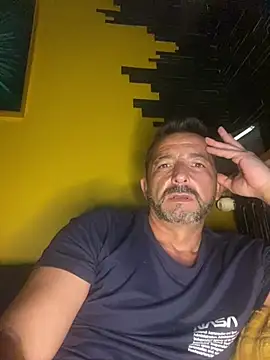 Snapshot of daddy3945 chatting on 31, 5, 2026 daddy3945 online show from 31, 5, 2026