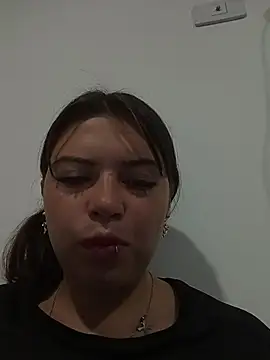 Snapshot of DiamondNath_ chatting on 19, 6, 2026 DiamondNath online show from 19, 6, 2026
