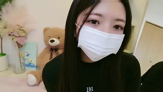 Snapshot of -Luna_JP- chatting on 6, 5, 2026 -Luna JP- online show from 6, 5, 2026