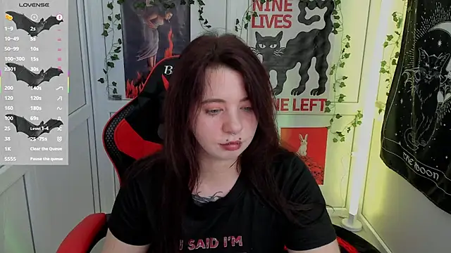 Snapshot of PurpleRune chatting on 22, 5, 2026 PurpleRune online show from 22, 5, 2026