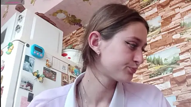 Snapshot of MercySoeder chatting on 8, 6, 2026 MercySoeder online show from 8, 6, 2026