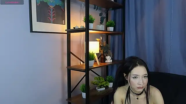 Snapshot of Rose_verby chatting on 11, 5, 2026 Rose verby online show from 11, 5, 2026