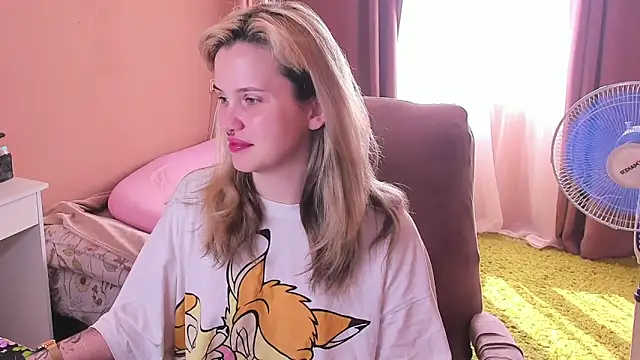 Snapshot of hellfirekiss chatting on 23, 6, 2026 hellfirekiss online show from 23, 6, 2026