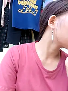 daisyy2 online show from 14, 6, 2026
