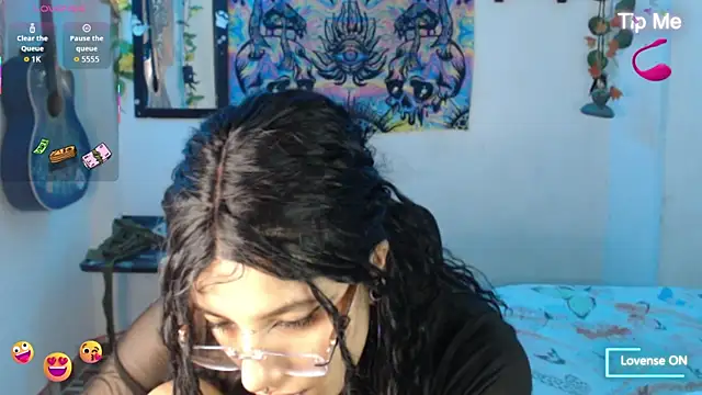 Snapshot of bastethott chatting on 7, 7, 2026 bastethott online show from 7, 7, 2026