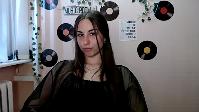 Cutie  Mia online show from 6, 5, 2026
