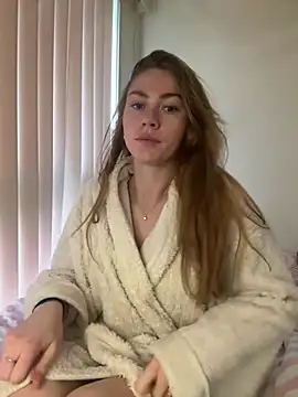 daisycollins online show from 7, 7, 2026