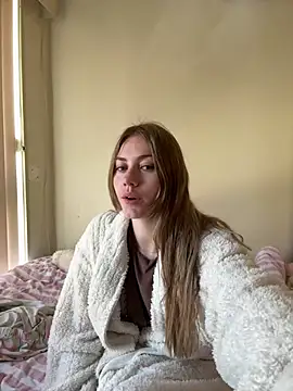 daisycollins online show from 10, 7, 2026