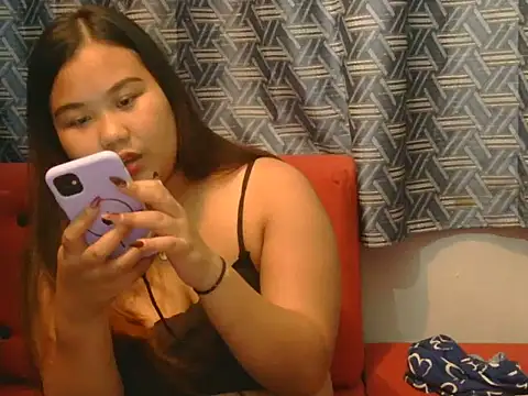 Snapshot of hotchickgirl chatting on 3, 6, 2026 hotchickgirl online show from 3, 6, 2026