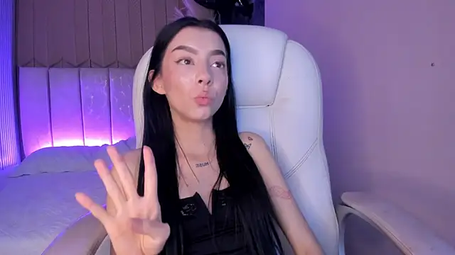 Snapshot of MelCherry chatting on 9, 8, 2026 MelCherry online show from 9, 8, 2026