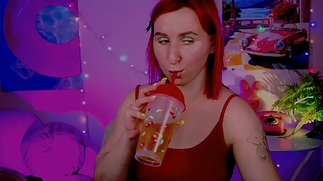 Snapshot of ericapotter chatting on 10, 5, 2026 ericapotter online show from 10, 5, 2026