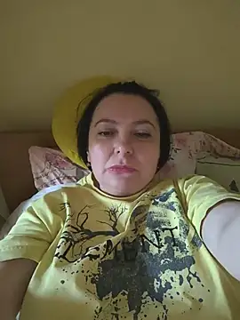 Snapshot of EmmaEmmy40 chatting on 26, 5, 2026 EmmaEmmy40 online show from 26, 5, 2026