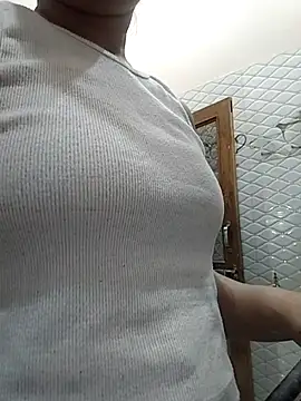 Snapshot of kiran-baby chatting on 25, 7, 2026 kiran-baby online show from 25, 7, 2026