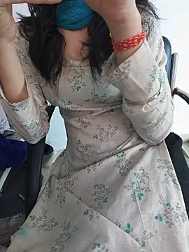 Snapshot of zoya_baby_ chatting on 13, 6, 2026 zoya baby online show from 13, 6, 2026