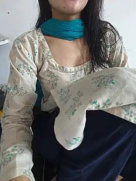 zoya baby  online show from 4, 7, 2026