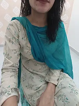 zoya baby  online show from 23, 7, 2026