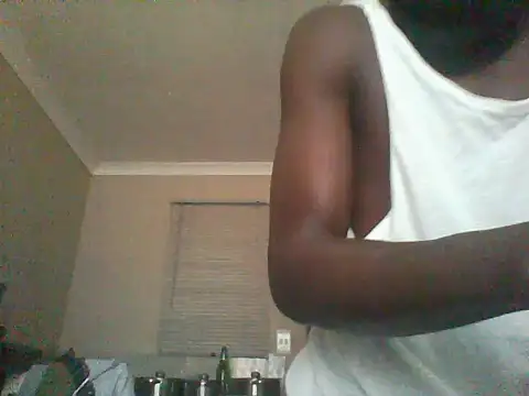 Snapshot of Tbangs_ chatting on 12, 6, 2026 Tbangs online show from 12, 6, 2026