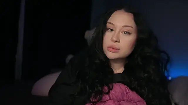 Snapshot of Sofi__Si chatting on 4, 7, 2026 Sofi Si online show from 4, 7, 2026