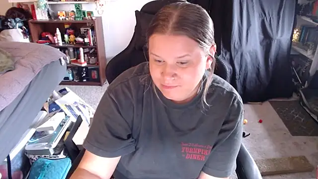 Snapshot of prettybabygurl04 chatting on 21, 5, 2026 prettybabygurl04 online show from 21, 5, 2026