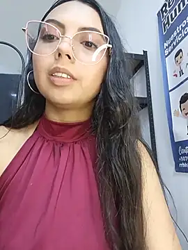Snapshot of JENNIFER__03 chatting on 4, 8, 2026 JENNIFER 03 online show from 4, 8, 2026