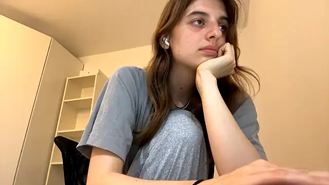 Snapshot of ActaedCottage chatting on 5, 6, 2026 ActaedCottage online show from 5, 6, 2026