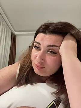 Snapshot of AureTease chatting on 20, 6, 2026 AureTease online show from 20, 6, 2026