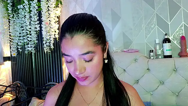 Zaira bonny online show from 9, 6, 2026