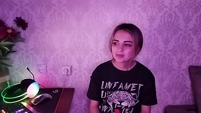 Snapshot of By_Mira chatting on 31, 5, 2026 By Mira online show from 31, 5, 2026