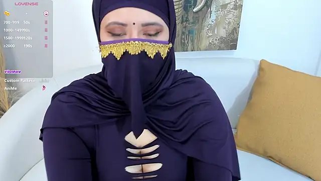 Snapshot of yasmin_dina chatting on 7, 5, 2026 yasmin dina online show from 7, 5, 2026