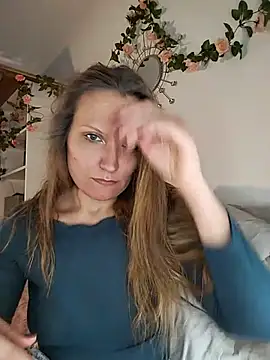 Snapshot of Candy_Cougar chatting on 4, 6, 2026 Candy Cougar online show from 4, 6, 2026