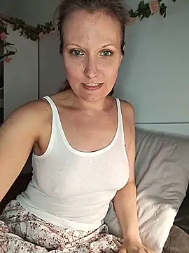 Snapshot of Candy_Cougar chatting on 13, 6, 2026 Candy Cougar online show from 13, 6, 2026