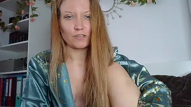 Candy Cougar online show from 19, 7, 2026