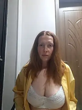 Snapshot of MillaSmileX chatting on 7, 7, 2026 MillaSmileX online show from 7, 7, 2026