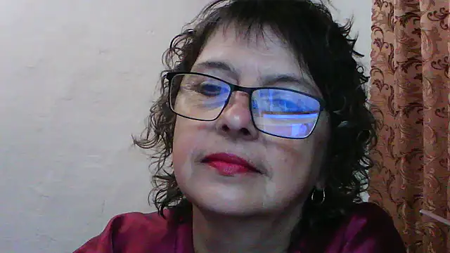 Snapshot of ElizabethGorden chatting on 7, 6, 2026 ElizabethGorden online show from 7, 6, 2026