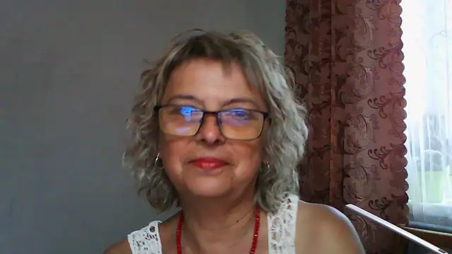 Snapshot of ElizabethGorden chatting on 15, 7, 2026 ElizabethGorden online show from 15, 7, 2026