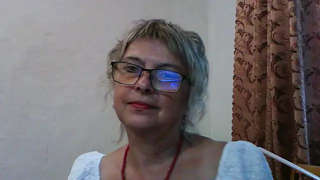 Snapshot of ElizabethGorden chatting on 23, 7, 2026 ElizabethGorden online show from 23, 7, 2026
