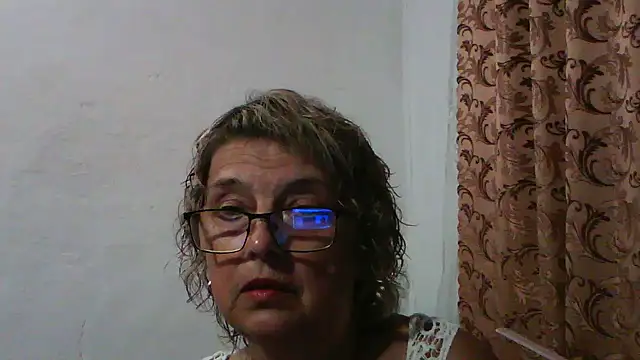 Snapshot of ElizabethGorden chatting on 5, 8, 2026 ElizabethGorden online show from 5, 8, 2026