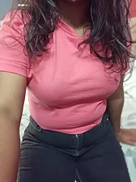 sluttytitties69 online show from 10, 6, 2026