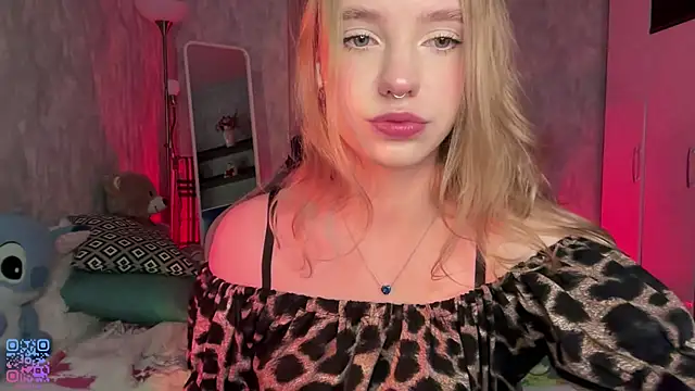 Snapshot of Eve_Dark_Side chatting on 16, 5, 2026 Eve Dark Side online show from 16, 5, 2026