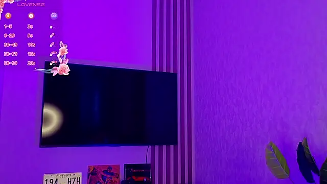 Snapshot of NikkiNicoleNyx chatting on 19, 6, 2026 NikkiNicoleNyx online show from 19, 6, 2026