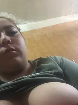 alexaparedes00 online show from 2, 6, 2026