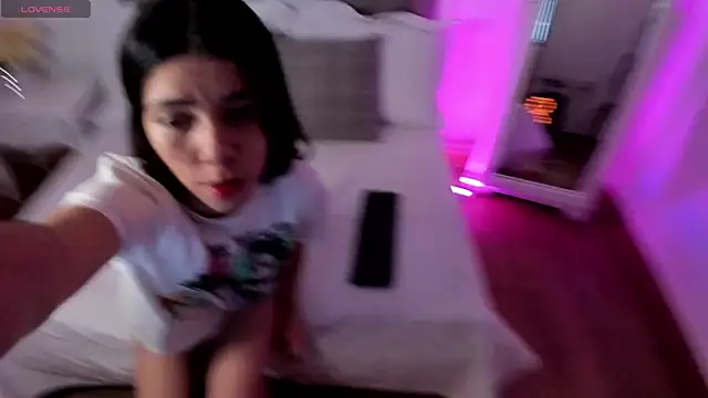 cutesofiaa online show from 27, 5, 2026