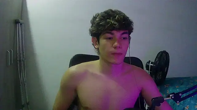 Snapshot of adlovin chatting on 9, 8, 2026 adlovin online show from 9, 8, 2026