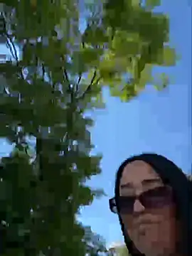 Snapshot of ICEDGLOSS chatting on 29, 7, 2026 ICEDGLOSS online show from 29, 7, 2026