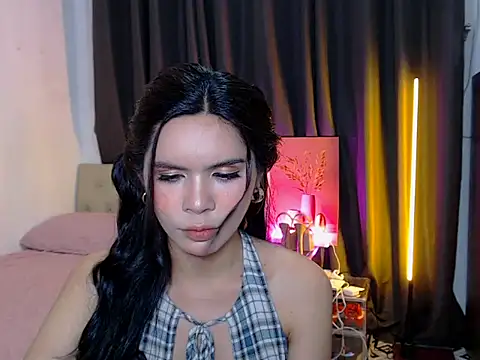 Snapshot of Alexandra_Kenn chatting on 18, 7, 2026 Alexandra Kenn online show from 18, 7, 2026