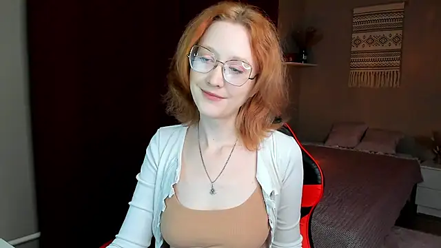Snapshot of LunaTerry chatting on 20, 5, 2026 LunaTerry online show from 20, 5, 2026
