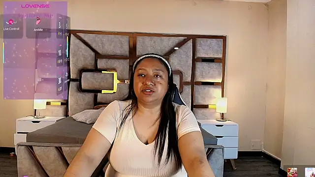 Snapshot of Rachell_Carter chatting on 15, 5, 2026 Rachell Carter online show from 15, 5, 2026
