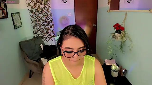 Snapshot of Margot_Robie chatting on 19, 6, 2026 Margot Robie online show from 19, 6, 2026
