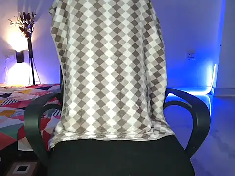 Snapshot of Myra- chatting on 5, 6, 2026 Myra- online show from 5, 6, 2026