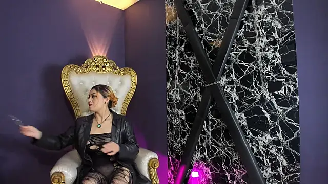 Snapshot of DarkRomanceXXX chatting on 14, 5, 2026 DarkRomanceXXX online show from 14, 5, 2026